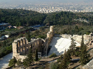 L'Odon, situ sur les flancs de l'Acropole 